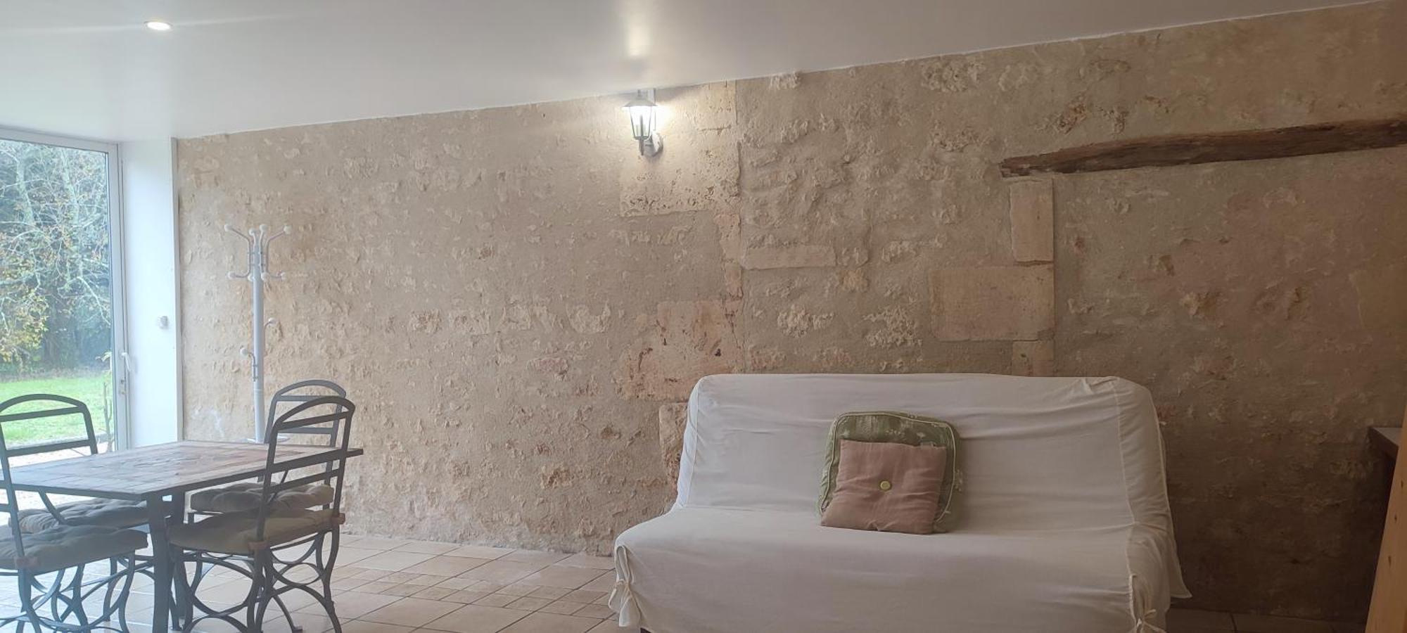 Gite Cosy, Sur Jardin, Terrasse Privee, Parking Au Calme En Rdc Gemozac Экстерьер фото