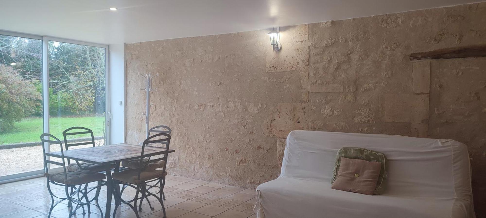 Gite Cosy, Sur Jardin, Terrasse Privee, Parking Au Calme En Rdc Gemozac Экстерьер фото
